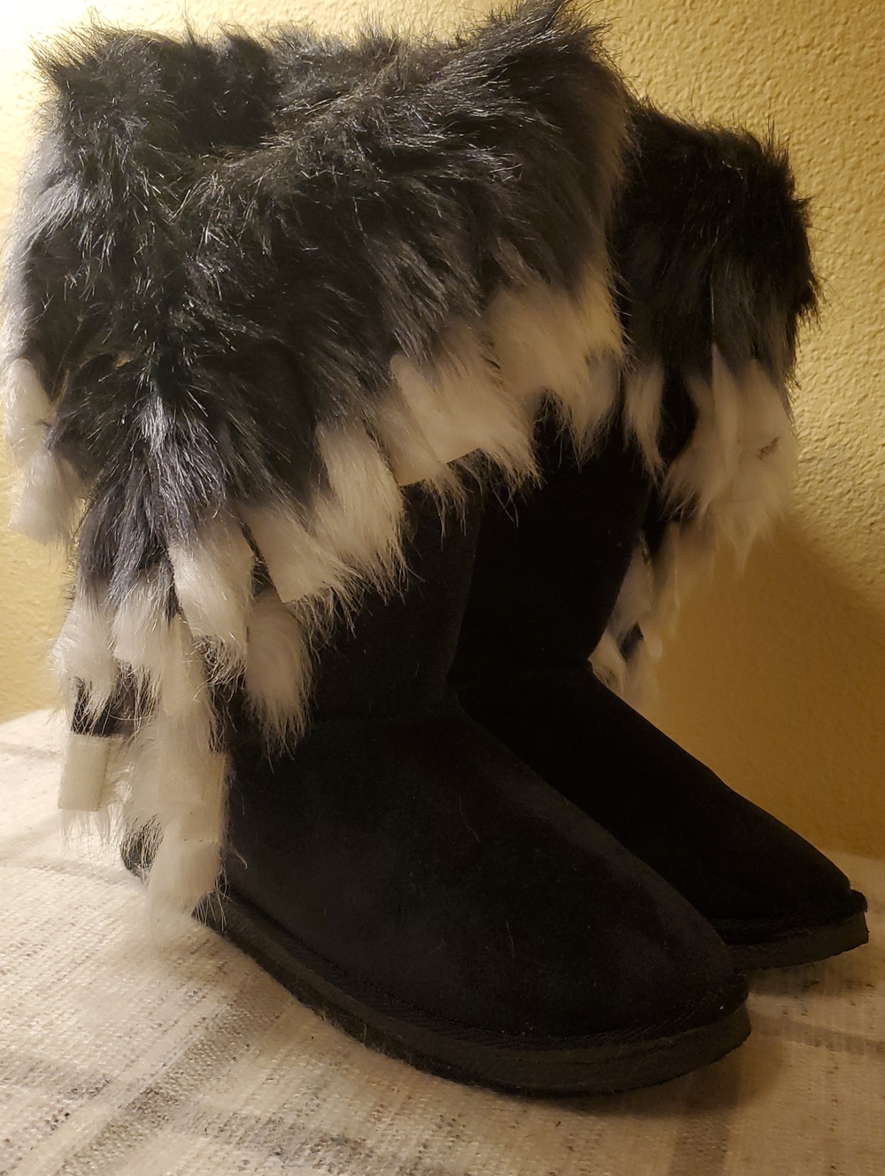 Justfab Black Faux Fur Trim Boots Sz 8.5/9